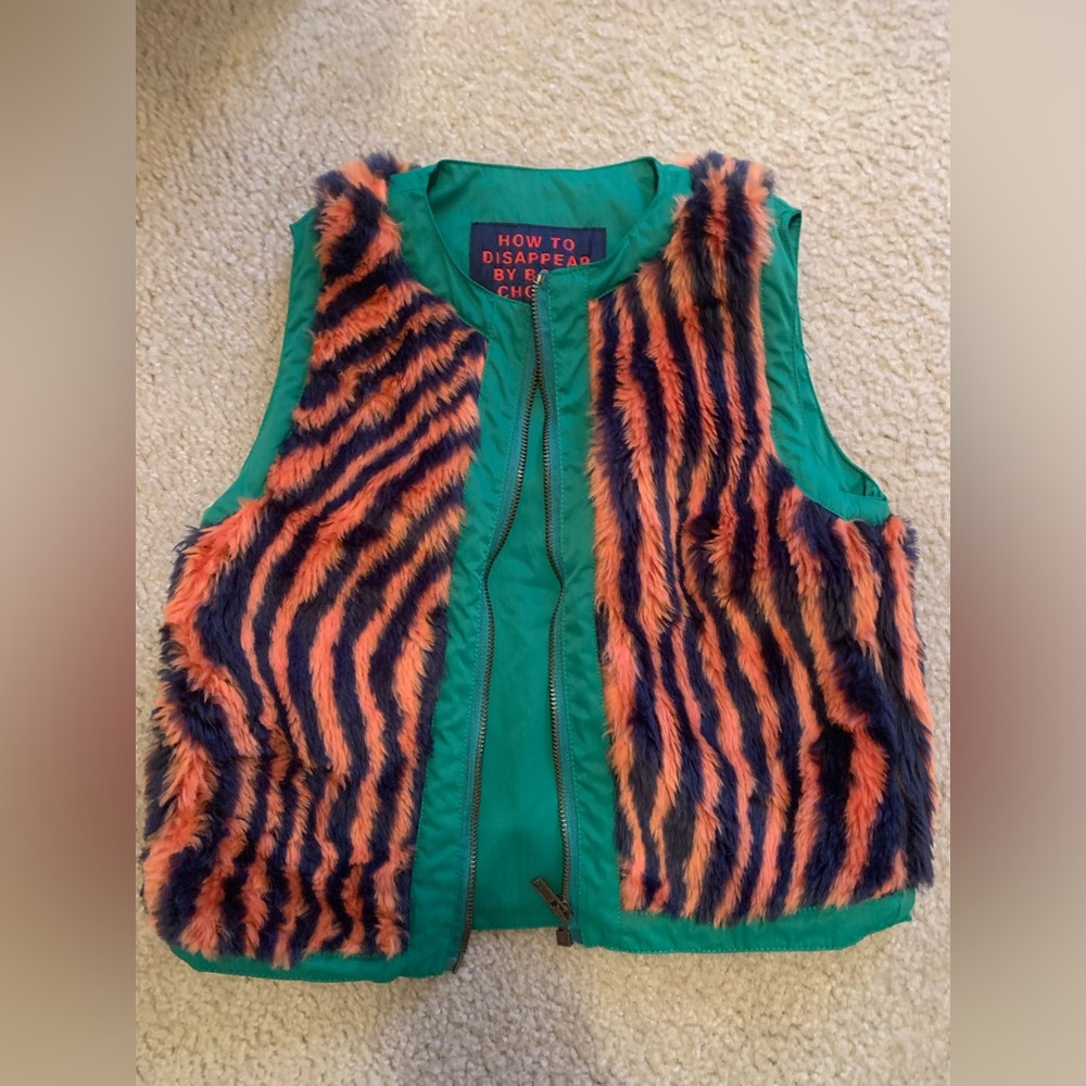 How to Disappear by Bobo Choses Kids Vest Size 4-5